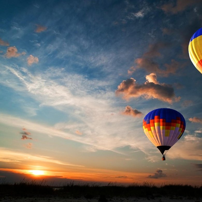 Воздушные шары в небе