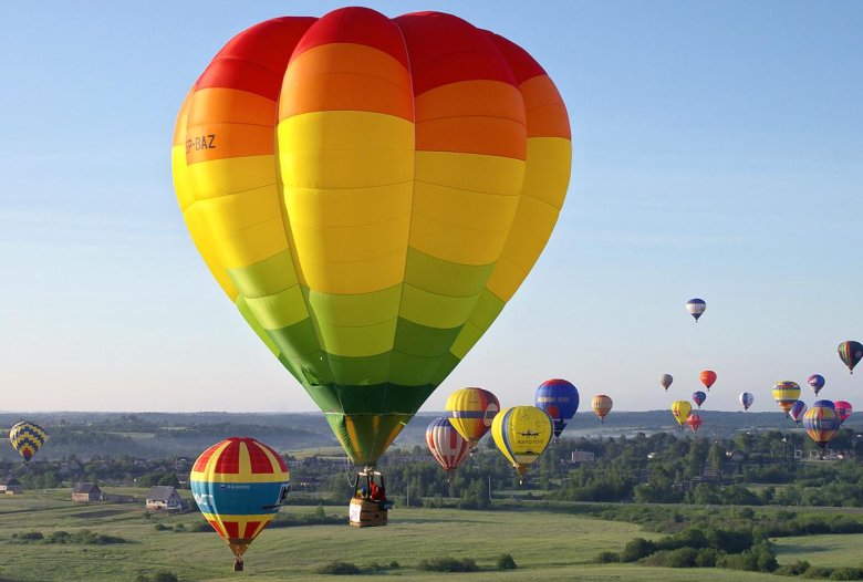 Монгольфьеры воздушные шары фестиваль