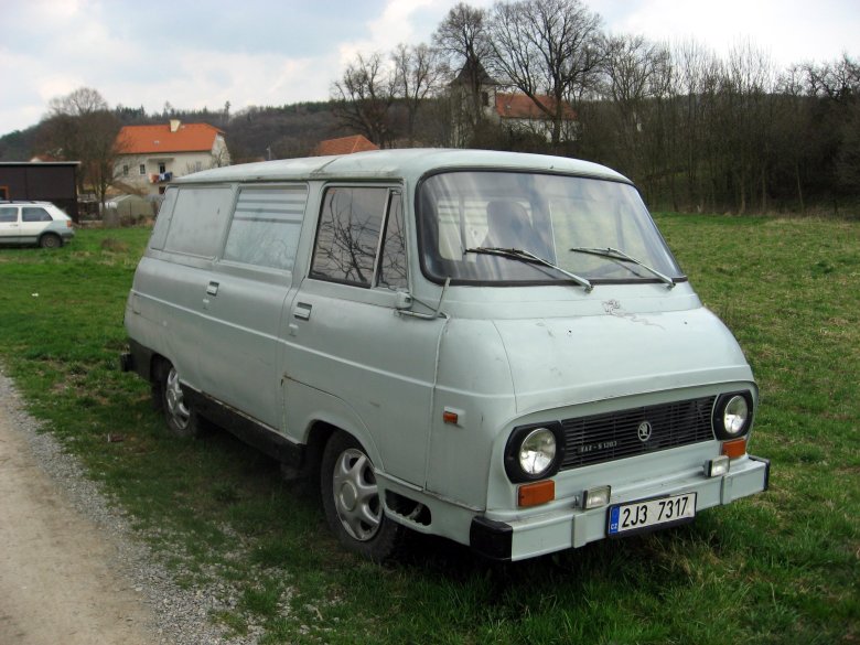 Skoda 1203