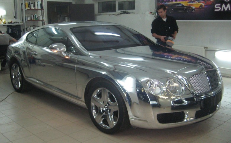 Хромированный автомобиль