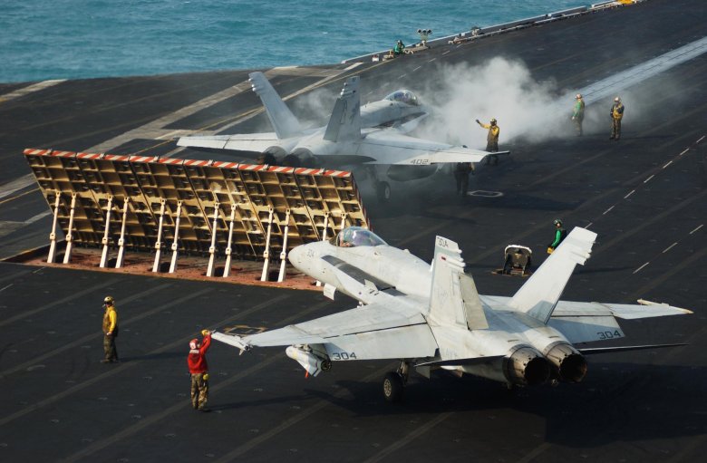 Авианосец сша