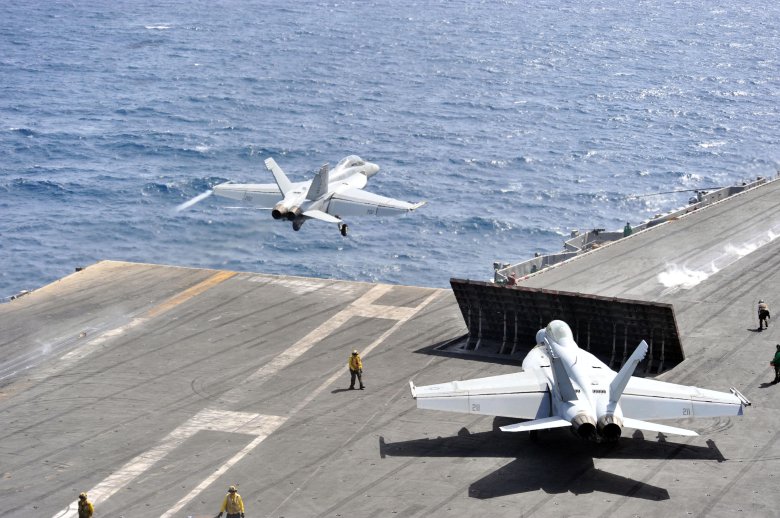 Катапульта на авианосце