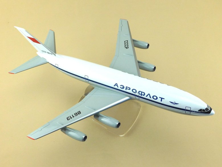 Модель самолета ил 96