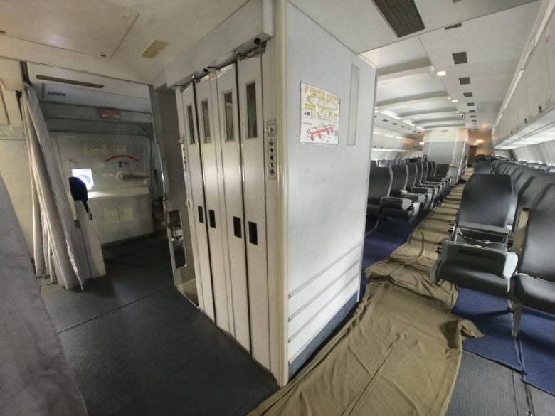 Ил 86 пассажирский самолёт салон