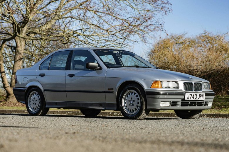 Bmw e36 sedan