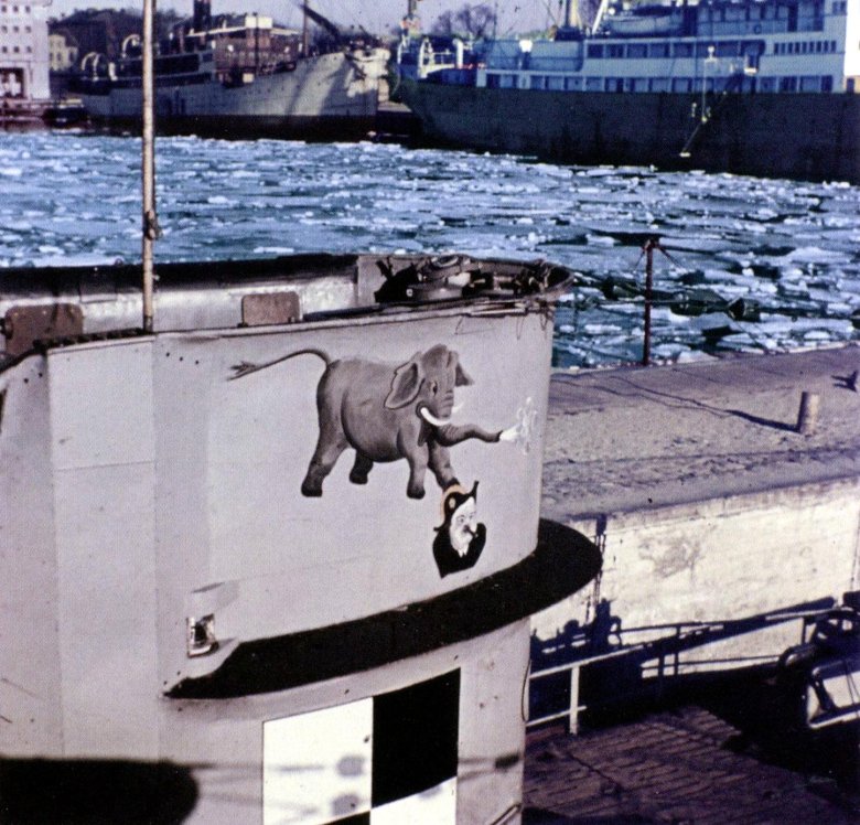 Эмблемы немецких подводных лодок