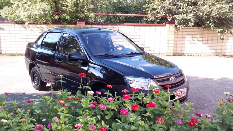 Лада гранта черная