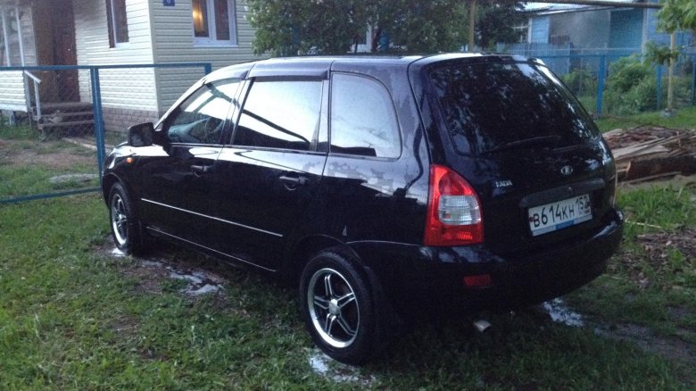 Лада калина универсал черный 2010
