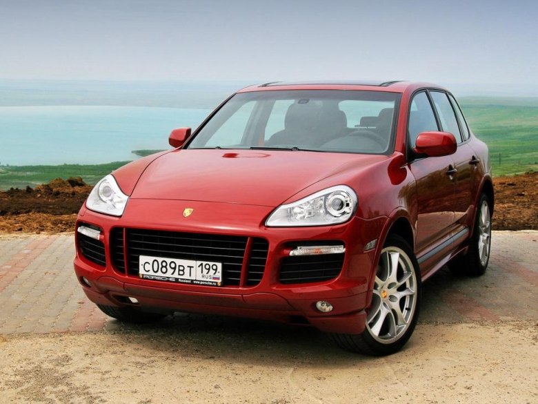 Porsche cayenne gts