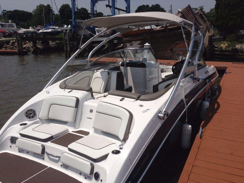 Катер sea ray 270 sundeck