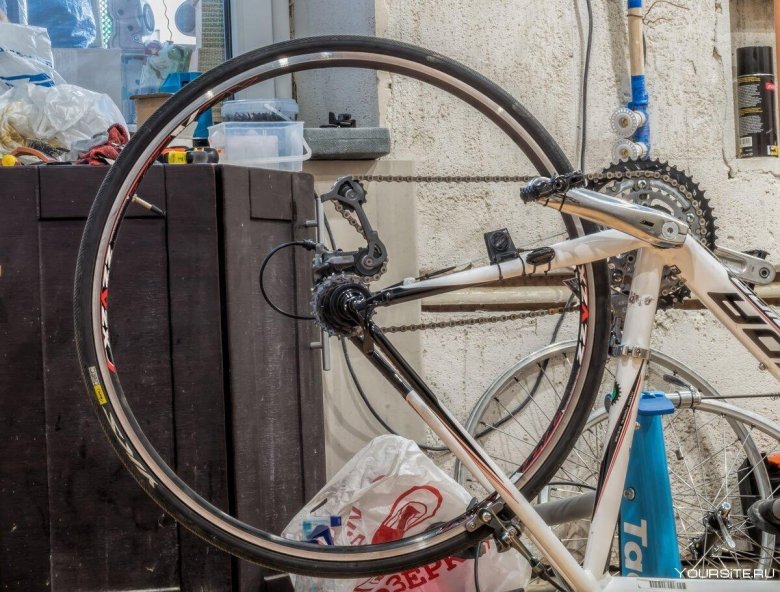 Велосипед без спиц