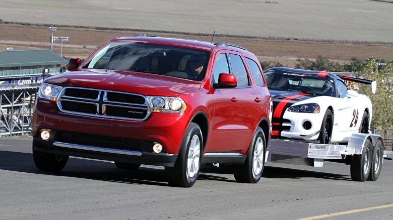 Внедорожник додж дюранго