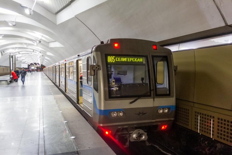 Метропоезд русич москва