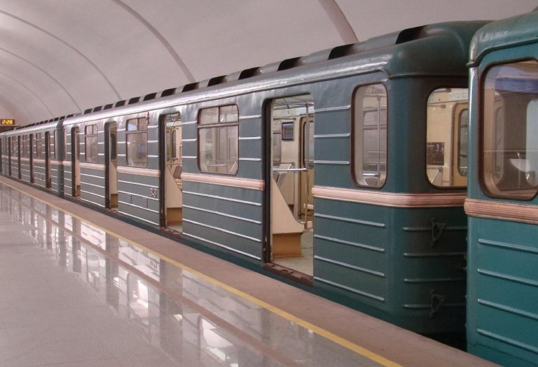 Москва вагон метро