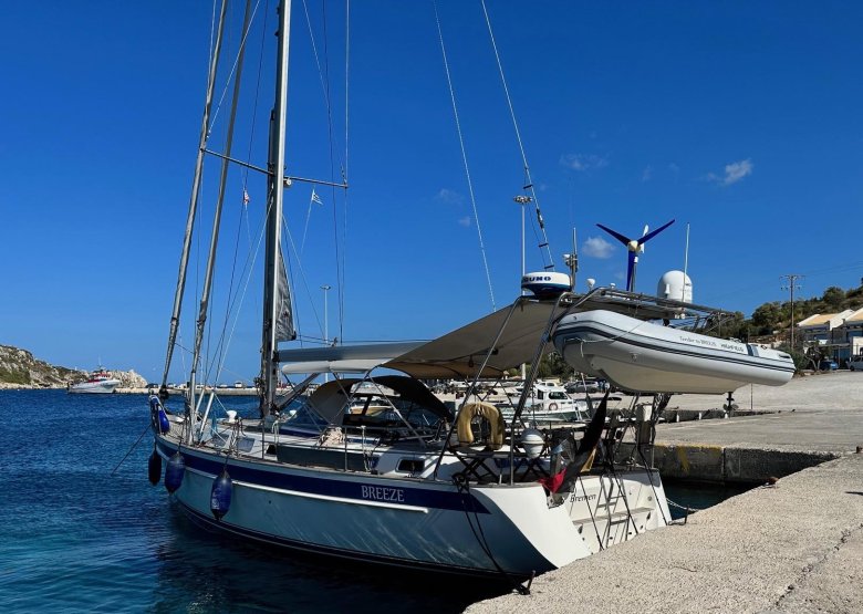 Лодка парусная