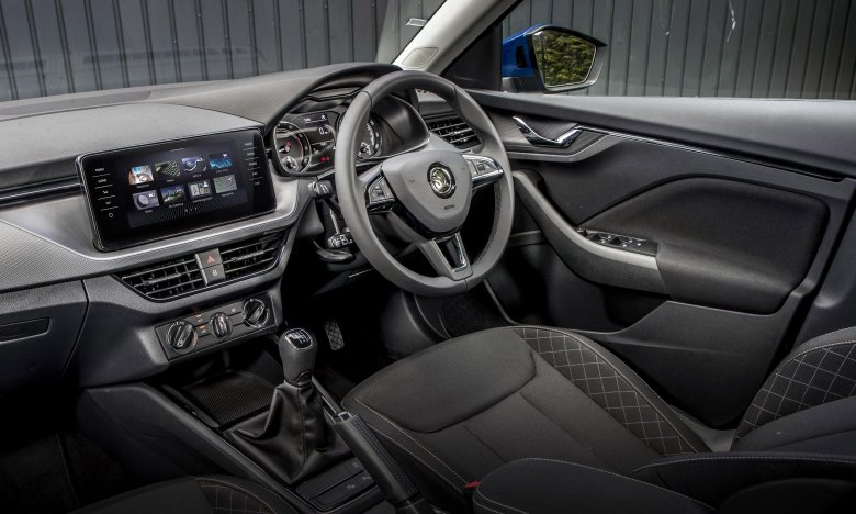 Шкода рапид 2021 салон