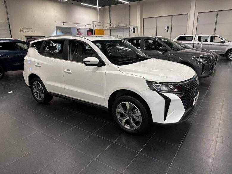 Джили эмгранд х 7