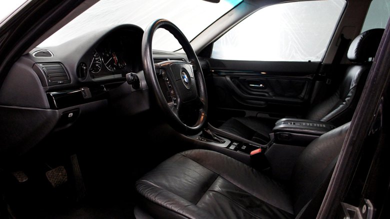 Бмв 750 е38 салон