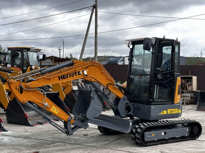 Мини экскаватор