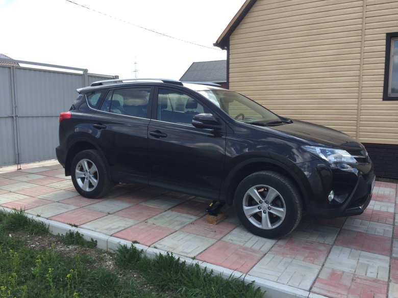 Toyota rav4 2014 r20