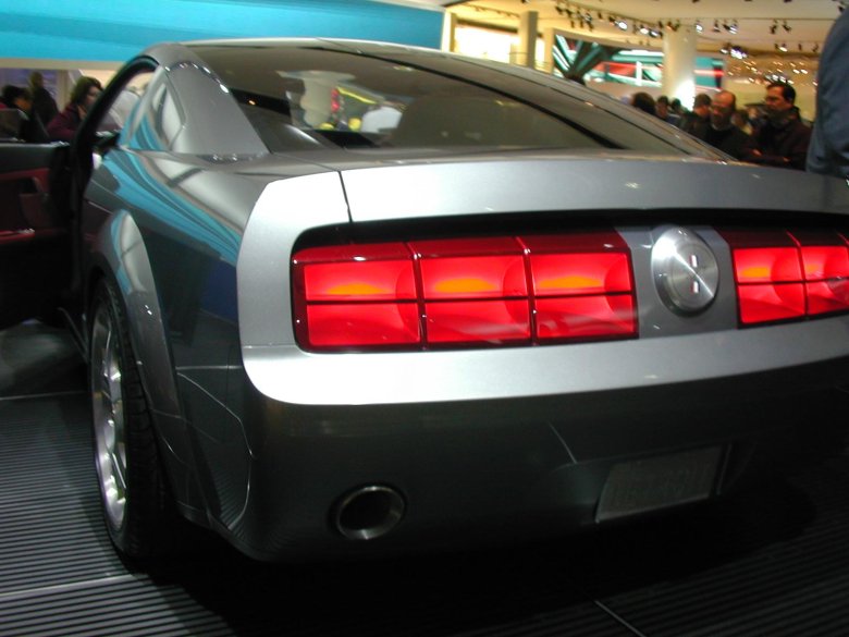 Ford mustang 2005