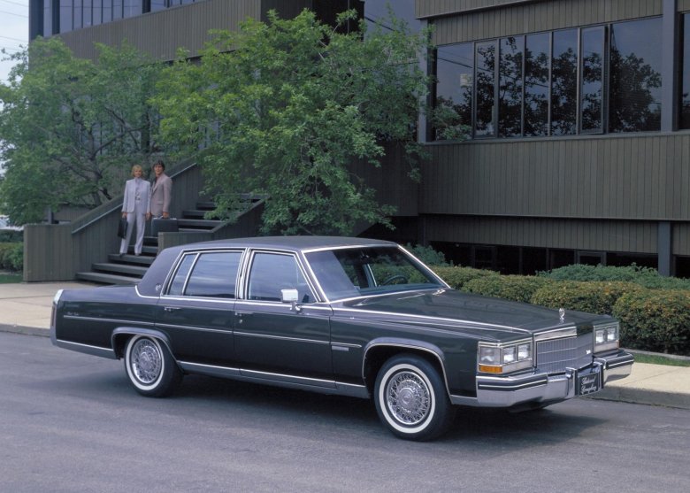 Cadillac fleetwood brougham 1982