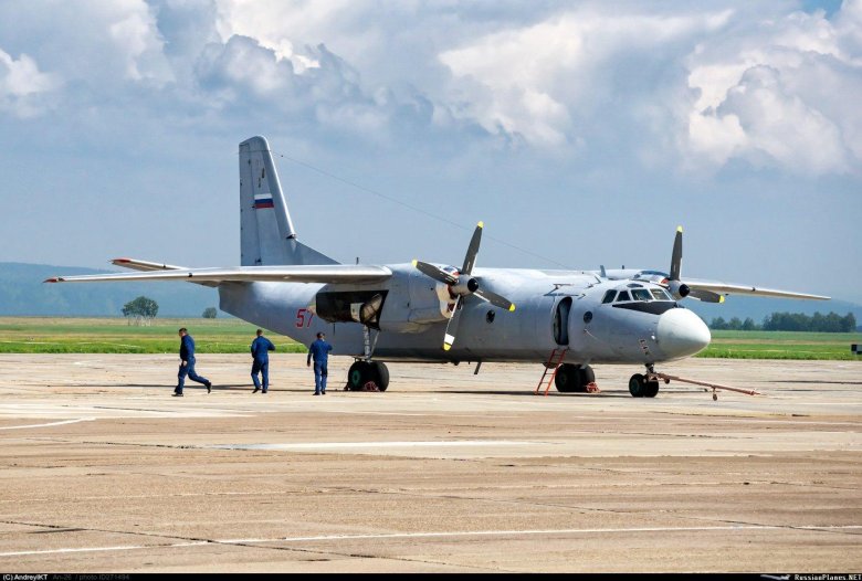 Самолет ан 26