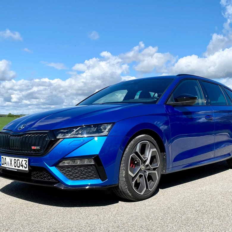 Skoda octavia rs 2022 универсал