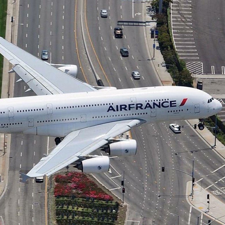 Самолет аэробус а380