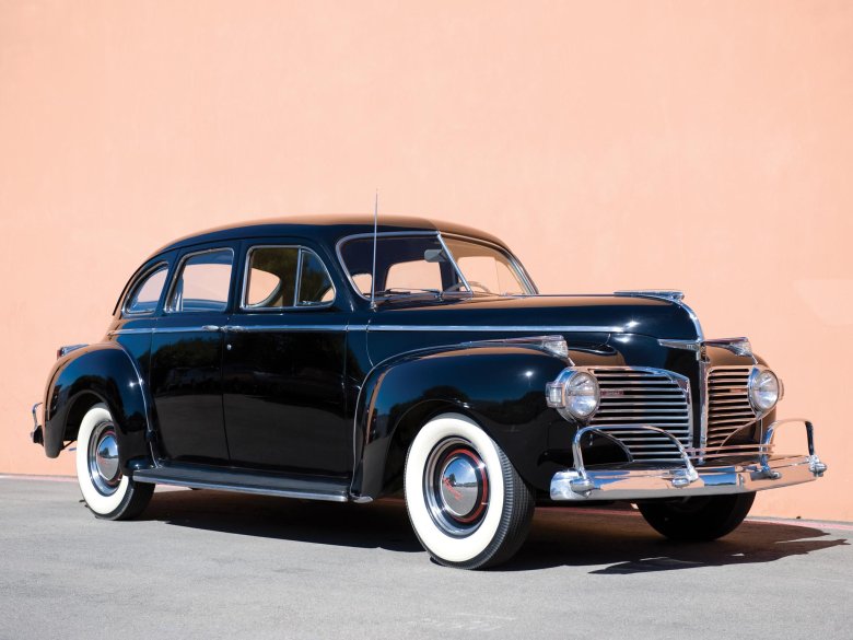 1941 dodge custom sedan