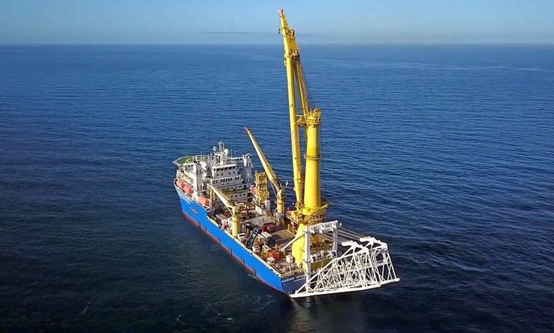 Судно-трубоукладчик «академик черский»