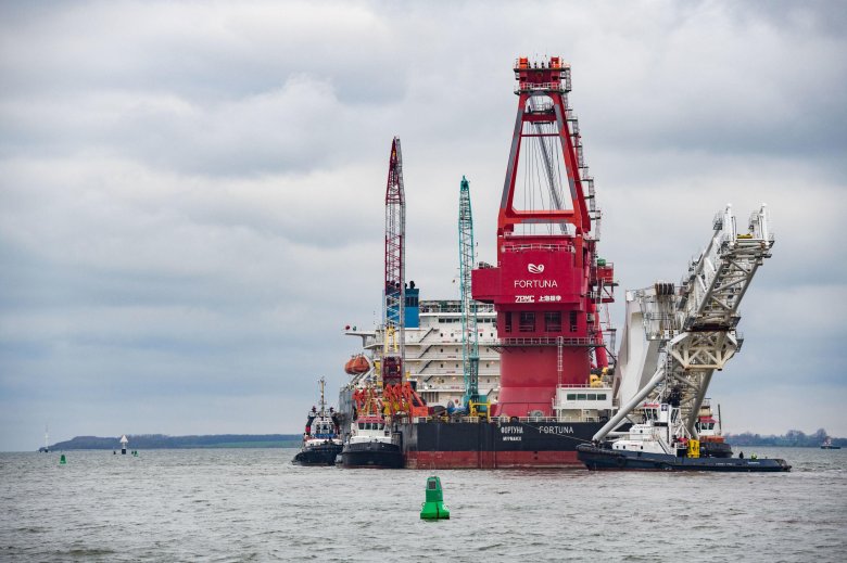 Судно трубоукладчик fortuna