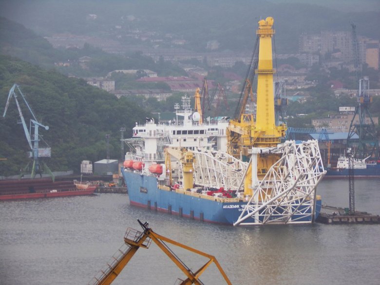 Академик черский судно