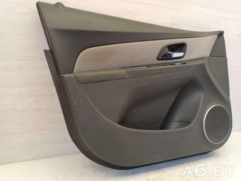 Обшивка двери шевроле круз