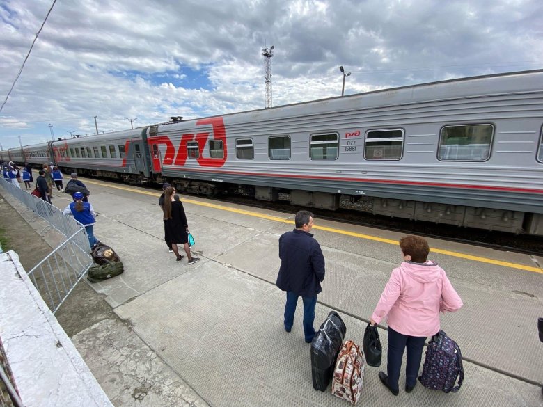 Пассажирские поезда