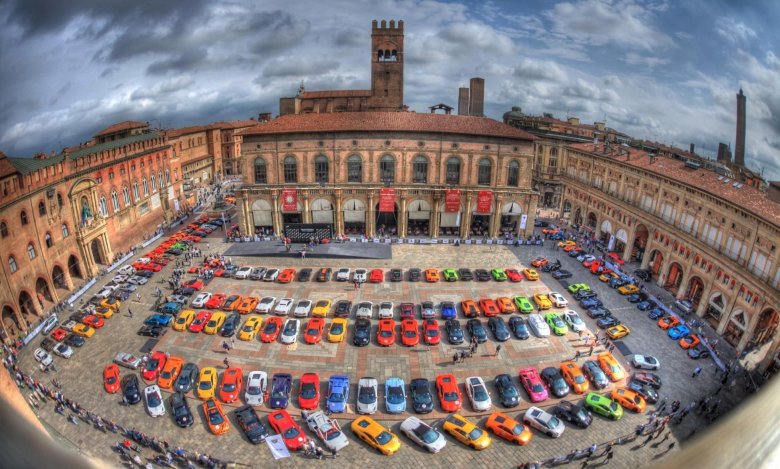 Пьяцца маджоре болонья