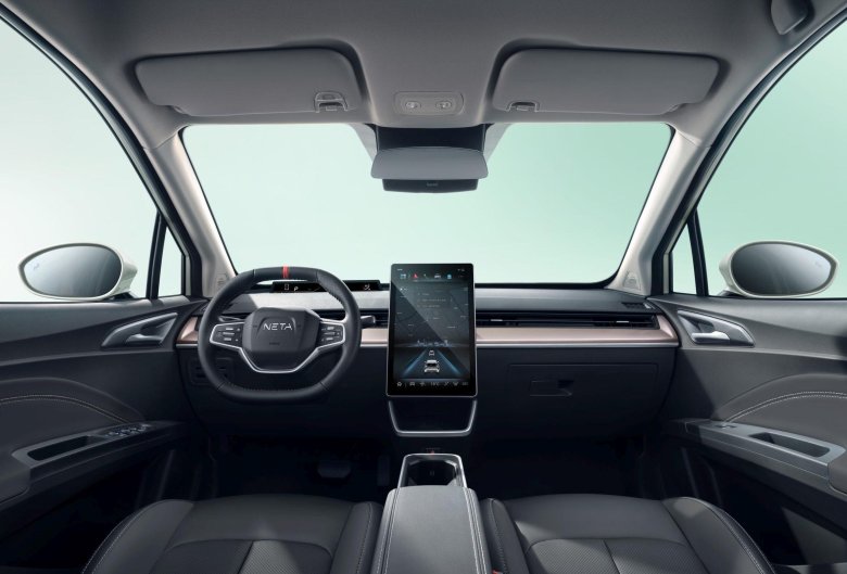 Китайский электромобиль neta
