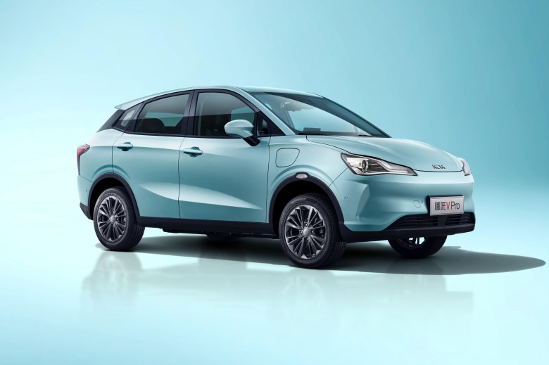 Китайский электромобиль neta