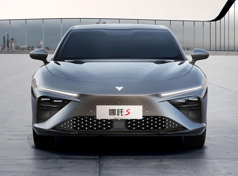 Neta s электрокар