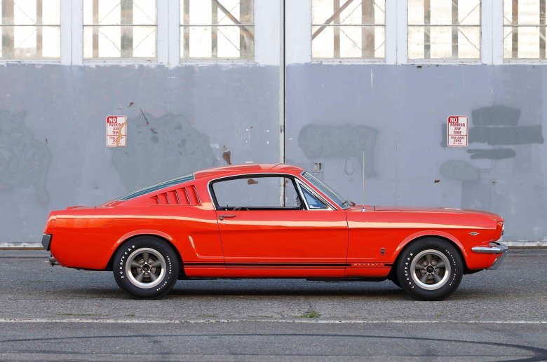 1965 ford mustang fastback