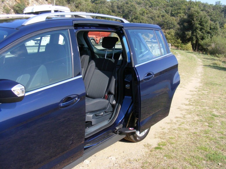 Ford grand c max 2011