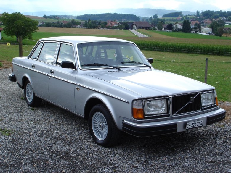 Volvo 264