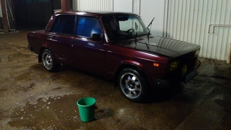 Ваз 2105 вишневая