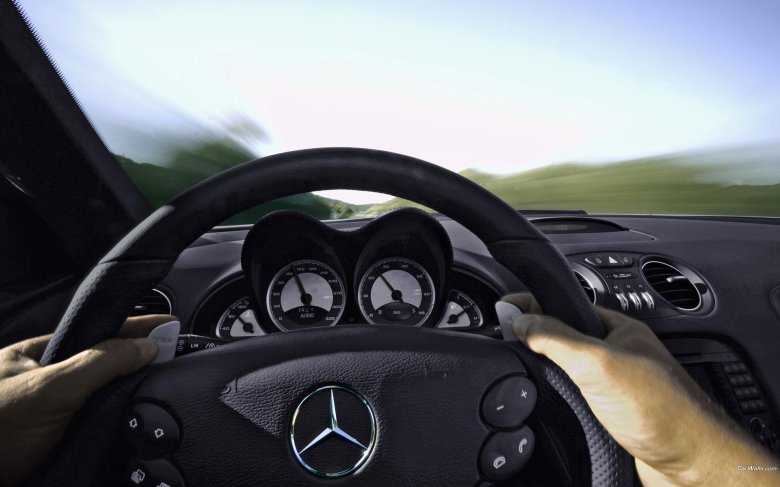 Руль ф1 мерседес