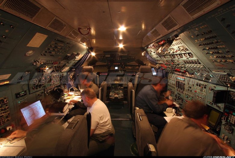 Ан 225 мрия кабина