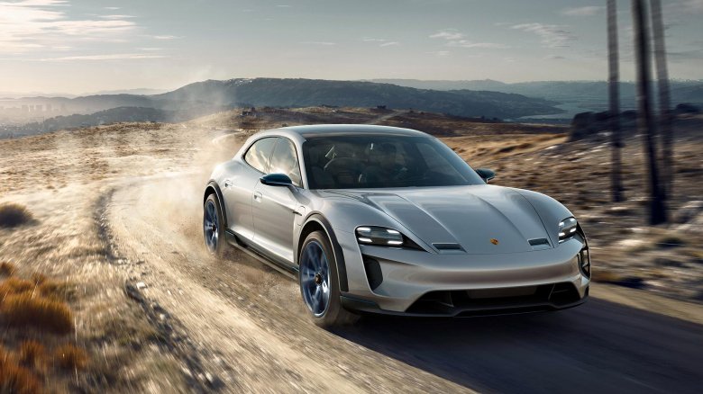 Porsche mission e cross turismo
