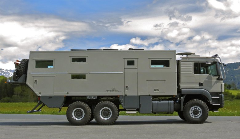 Дом на колесах базе грузовика