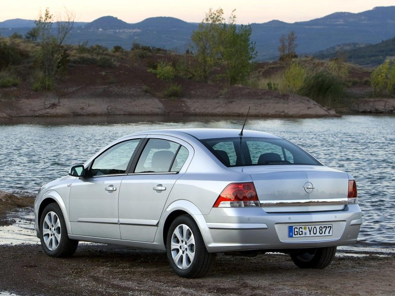 Opel astra classic седан 2007 1.6