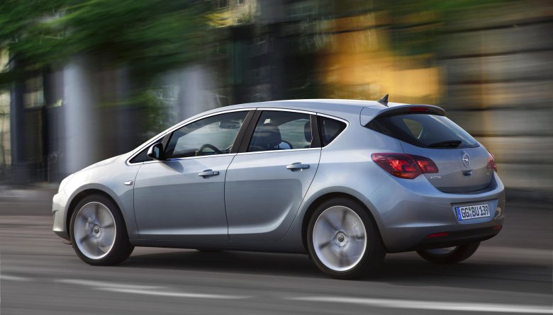 Opel astra 2015 хэтчбек