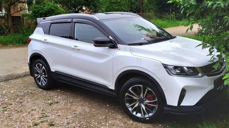 Тонировка geely coolray